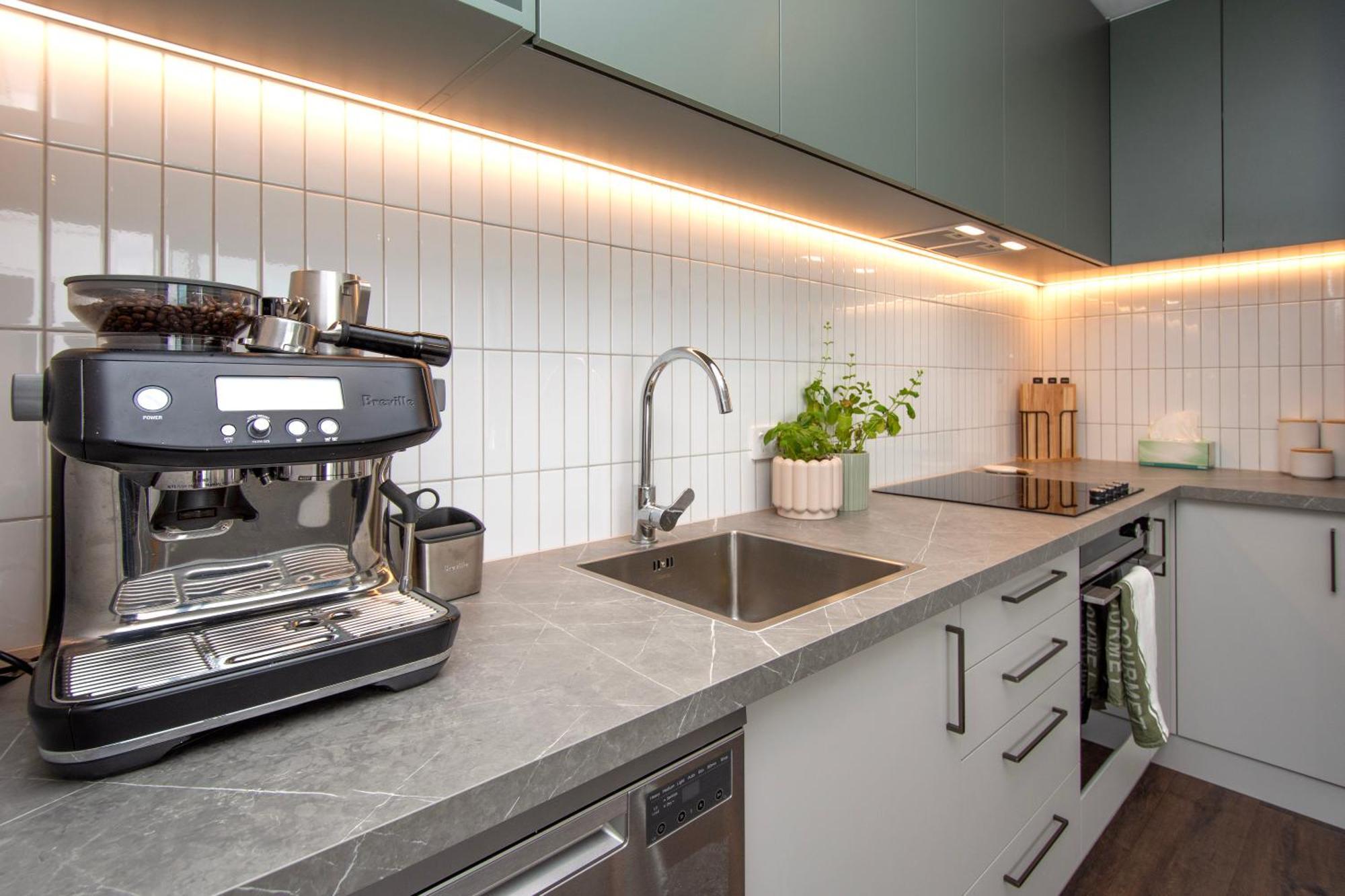 The Mixer - Gym Membership Included Ihf ! Apartment